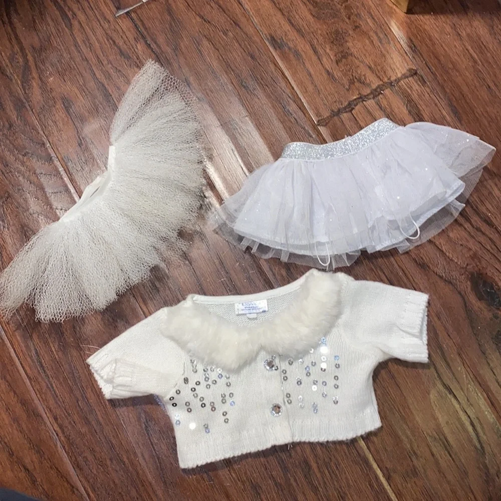 Build-A-Bear fur collar sequin cardigan sweater & white glittery silver skirt​​ - Picture 6 of 12